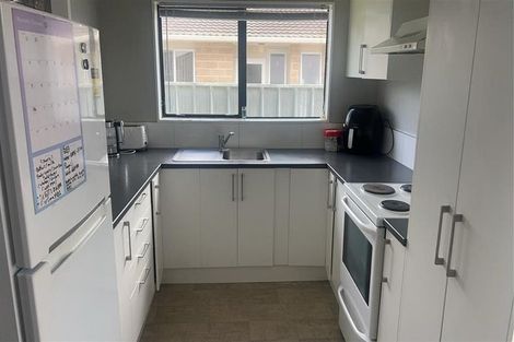 Photo of property in 36 Kirk Street, Otaki, 5512