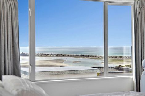 Photo of property in 3 Ledger Lane, Mount Pleasant, Christchurch, 8081