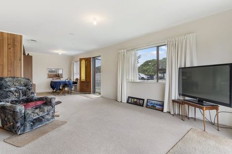 Photo of property in 3 Centreway Road, Orewa, 0931