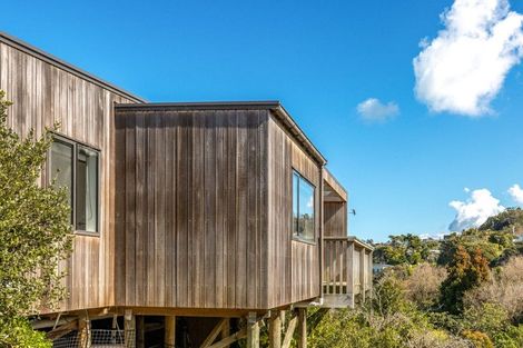 Photo of property in 33c Ocean Road, Surfdale, Waiheke Island, 1081