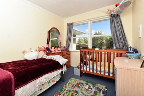 Photo of property in 4 Bremridge Place, Melville, Hamilton, 3206