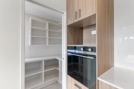 Photo of property in 45 Kaurinui Crescent, One Tree Point, 0118