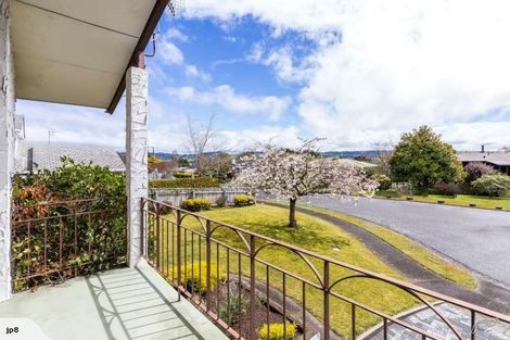 Photo of property in 2/15 Hilden Place, Hilltop, Taupo, 3330