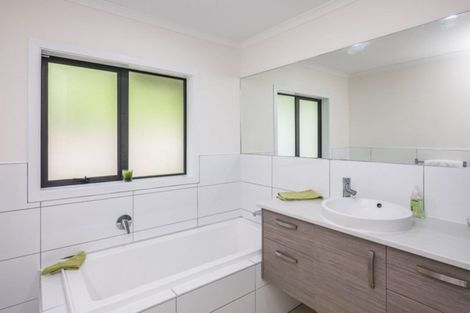 Photo of property in 14 Dal Din Drive, Otaki, 5512