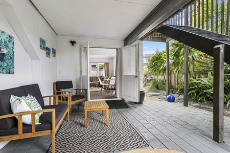 Photo of property in 3 The Circle, Manly, Whangaparaoa, 0930