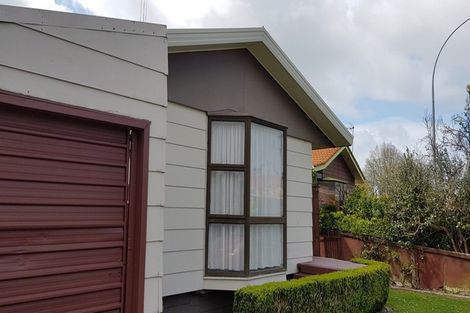 Photo of property in 8 Hukanui Road, Fairfield, Hamilton, 3214
