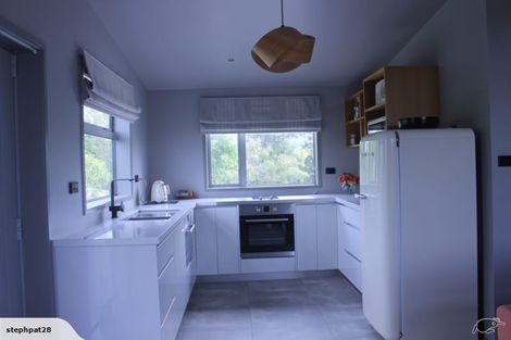 Photo of property in 1a Burgess Hill Road, Burgess Park, New Plymouth, 4371