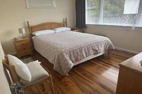 Photo of property in 60 Beazley Avenue, Paparangi, Wellington, 6037