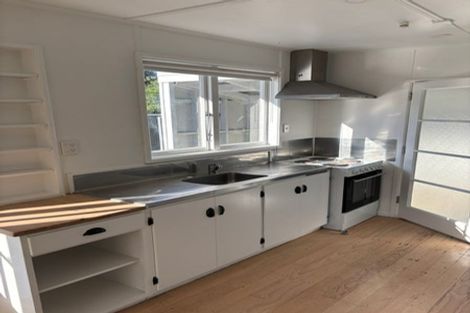 Photo of property in 7 Albert Street, Riverhead, 0820