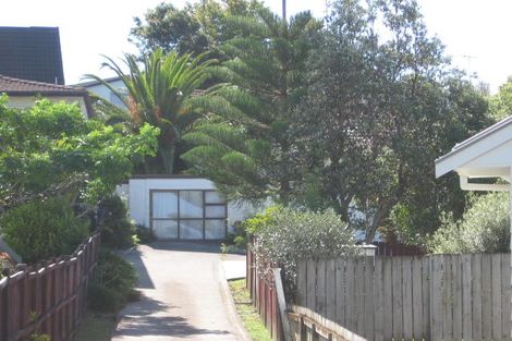 Photo of property in 2/16 Palliser Lane, Browns Bay, Auckland, 0630