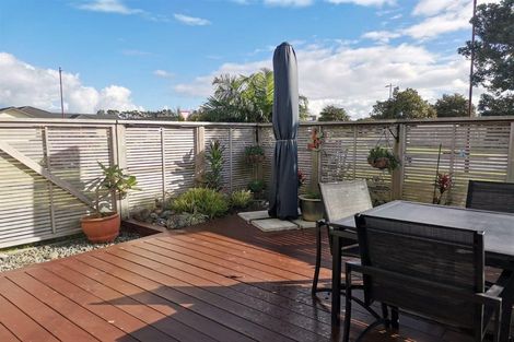 Photo of property in 5 Kowi Lakes Drive, One Tree Point, 0118