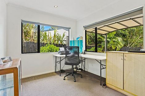 Photo of property in 71a Stottholm Road, Titirangi, Auckland, 0604