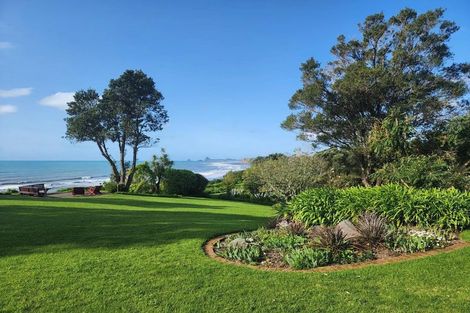 Photo of property in 56 Jans Terrace, Oakura, 4314