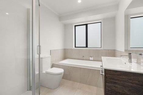 Photo of property in 52 Exeter Street, Glenview, Hamilton, 3206