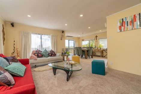 Photo of property in 16a Glenorchy Street, Glen Eden, Auckland, 0602