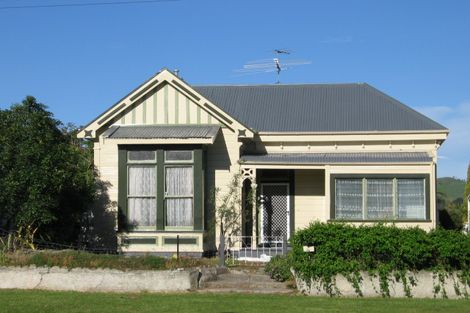 Photo of property in 21 Ormond Road, Whataupoko, Gisborne, 4010