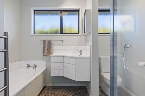 Photo of property in 12 Sabys Road, Halswell, Christchurch, 8025