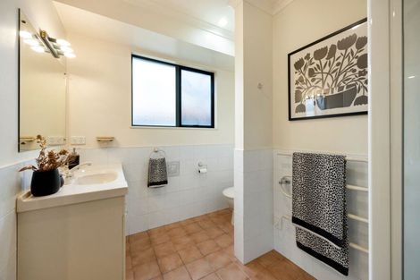 Photo of property in 12 Greenough Place, Rototuna, Hamilton, 3210