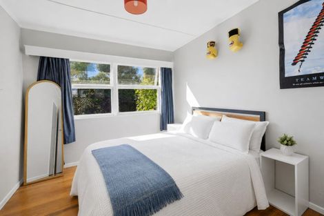 Photo of property in 71 Awaroa Road, Helensville, 0800