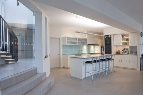 Photo of property in 22 Iles Lane, Cashmere, Christchurch, 8022