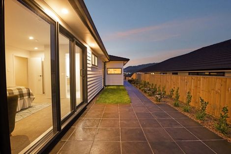 Photo of property in 26 Te Hoiere Street, Aotea, Porirua, 5024