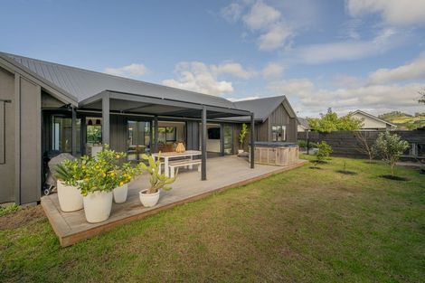 Photo of property in 11 Voyager Place, Cooks Beach, Whitianga, 3591