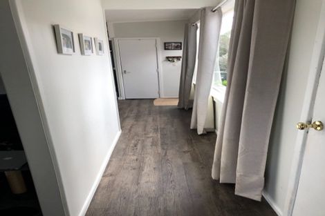 Photo of property in 63 Brois Street, Frankleigh Park, New Plymouth, 4310