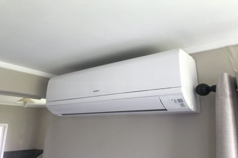 Photo of property in 1/140 Metcalfe Road, Ranui, Auckland, 0612