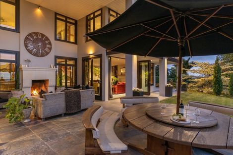 Photo of property in 19 Tosswill Road, Tahunanui, Nelson, 7011