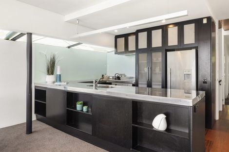 Photo of property in 491 Karaka Bay Road, Karaka Bays, Wellington, 6022