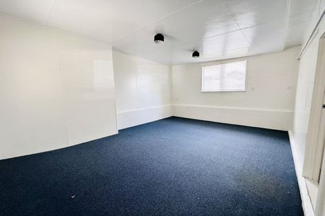 Photo of property in 2/137 Mokoia Road, Birkenhead, Auckland, 0626