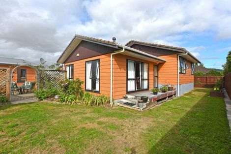 Photo of property in 36 Riverbank Street, Ebdentown, Upper Hutt, 5018