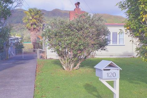 Photo of property in 4/120 Waiwhetu Road, Waterloo, Lower Hutt, 5011