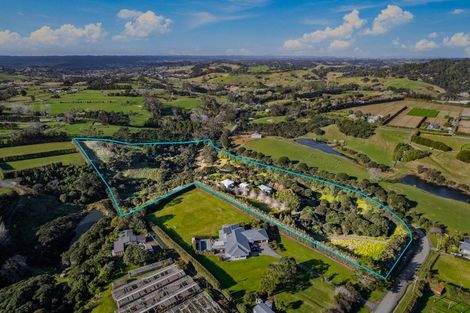 Photo of property in 70 Mahana Road, Waimauku, 0881