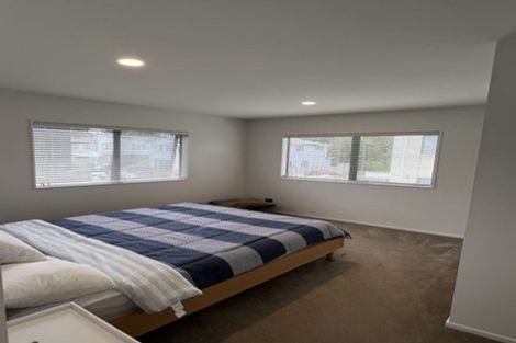 Photo of property in 1 Wyon Way, Flat Bush, Auckland, 2016