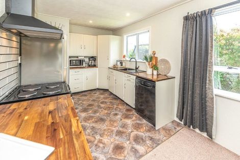 Photo of property in 22 Bombay Street, Aramoho, Whanganui, 4500