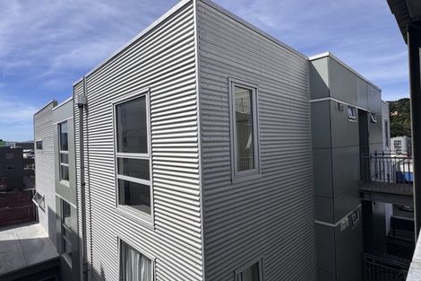 Photo of property in Hanson House, 10/27 Hanson Street, Mount Cook, Wellington, 6021