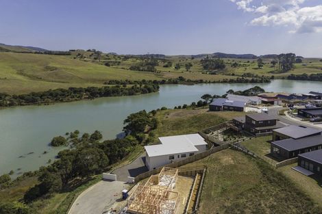 Photo of property in 98 Omahina Street, Raglan, 3225