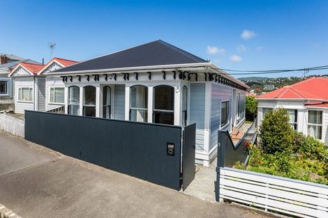 Photo of property in 32 Hiropi Street, Newtown, Wellington, 6021