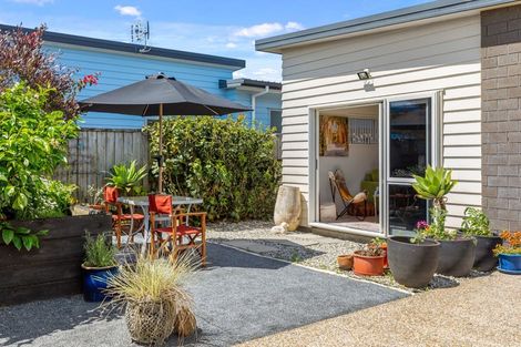 Photo of property in 9 Coprosma Close, Papamoa Beach, Papamoa, 3118