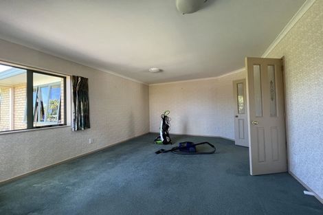 Photo of property in 4 Farringdon Avenue, Rototuna North, Hamilton, 3210
