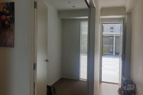 Photo of property in Algarve Apartments, 211/332 Maunganui Road, Mount Maunganui, 3116