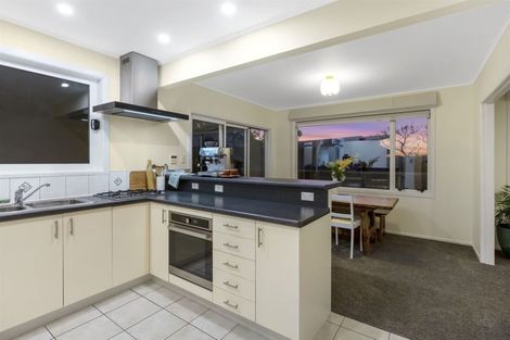 Photo of property in 28 Spinnaker Drive, Whitby, Porirua, 5024