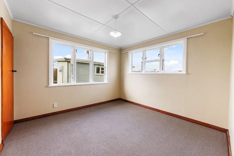 Photo of property in 5 Belfield Street, Dallington, Christchurch, 8061