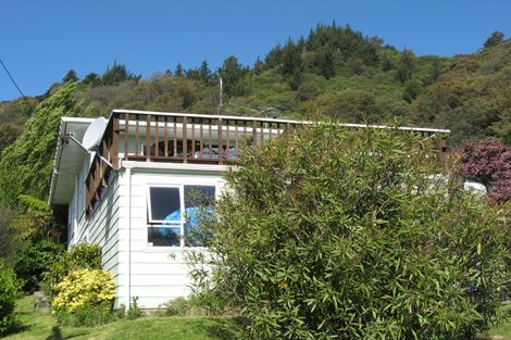 Photo of property in 79a Milton Terrace, Picton, 7220