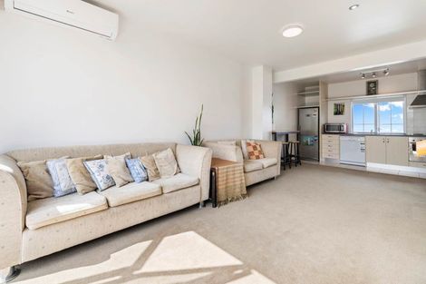 Photo of property in 25 Kirikiri Lane, East Tamaki, Auckland, 2013