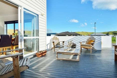 Photo of property in 30 Hamilton Drive, Wainui, Gisborne, 4010