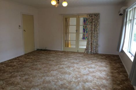 Photo of property in 1/122 Avonhead Road, Avonhead, Christchurch, 8042