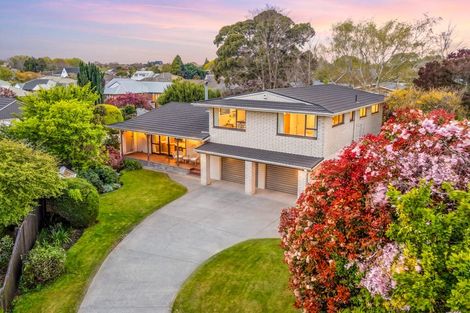 Photo of property in 42 Camberwell Place, Avonhead, Christchurch, 8042