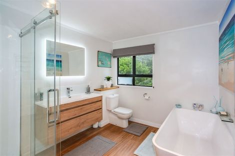 Photo of property in 178 Bald Hill Road, Waiuku, 2681